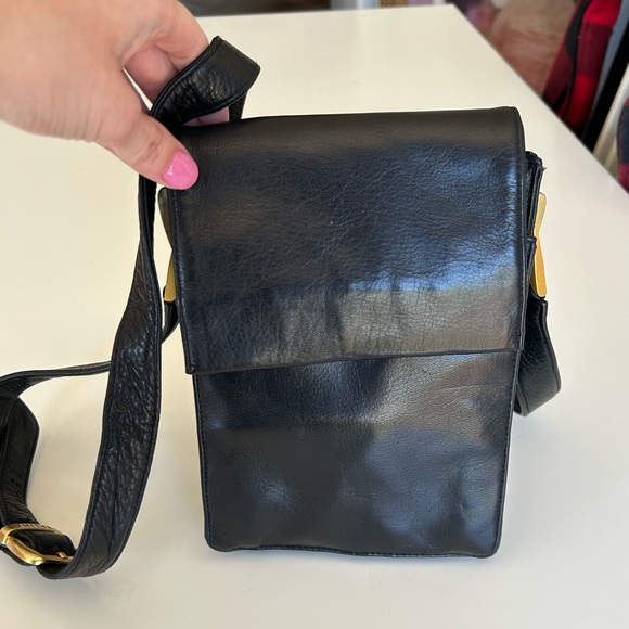 Leather cross body bag - Picture 4 of 13
